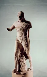 Apollo von Veii, aus dem Tempel der Minerva, ca. 510 v. Chr.